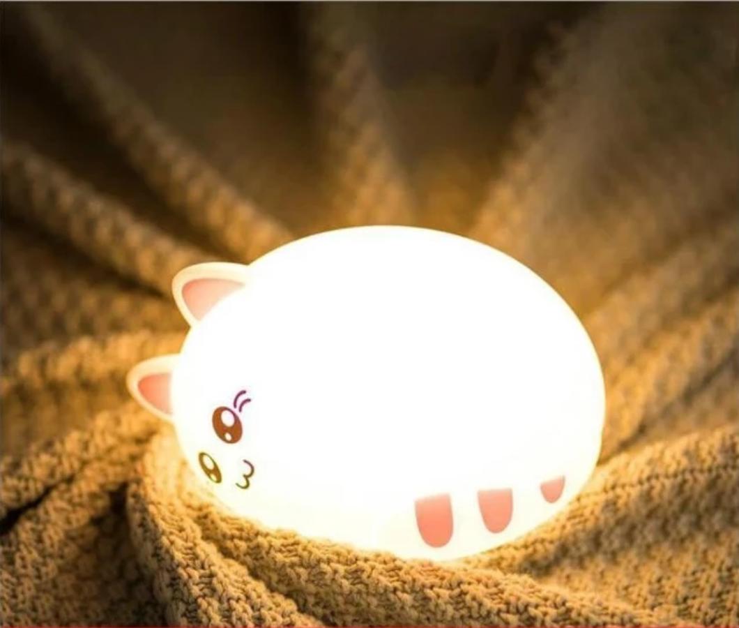 Laying Cat Night Light