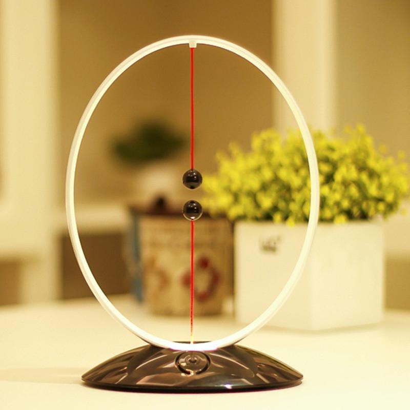 Magnetic Lamp